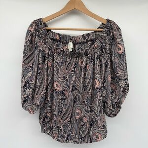 Evereve‎ Roan + Ryan  Off Shoulder Blouse size XS Paisley Navy Pink EUC